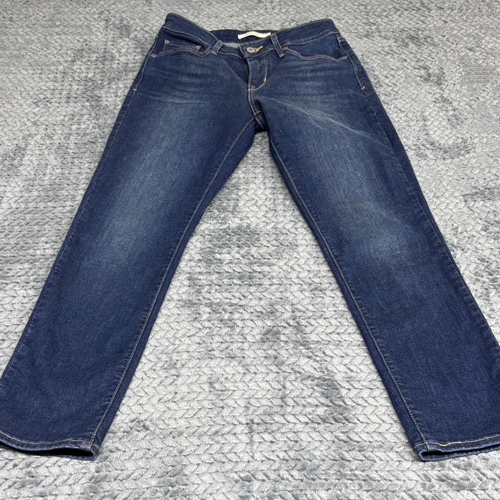 Levis Classic Mid Rise Skinny Women's Jeans in Dark Blue Wash